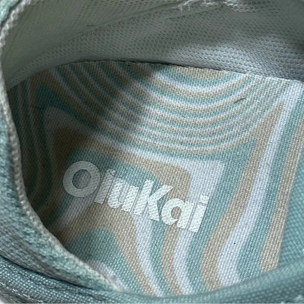 OLUKAI / Pehuea Li Womens Sneakers Size 7